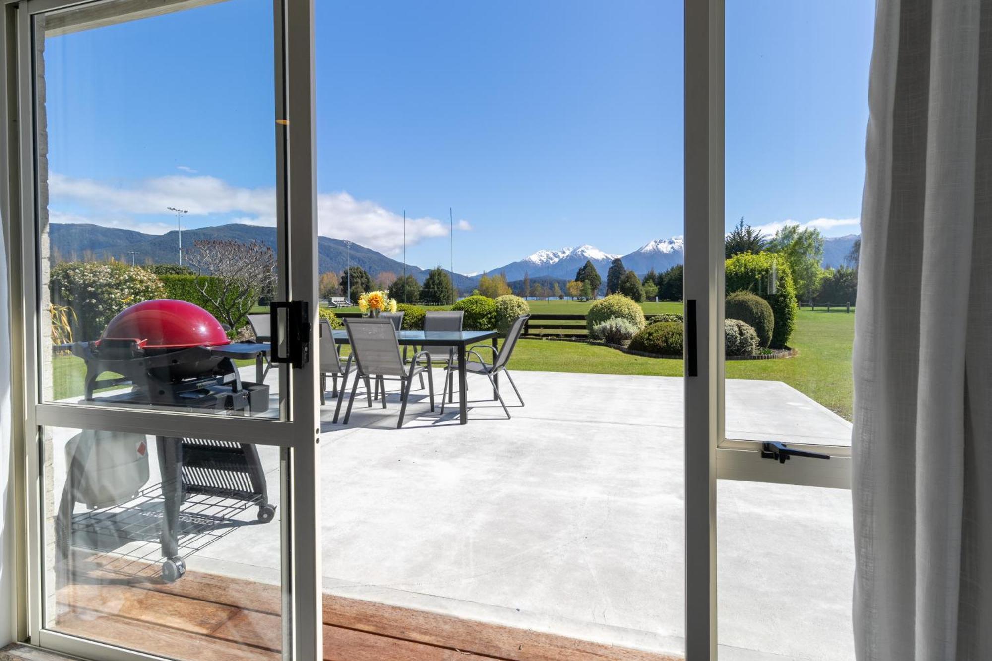 Kepler Retreat - Te Anau Holiday Home Extérieur photo